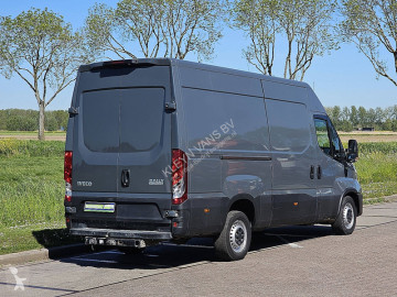 Caja cerrada Iveco