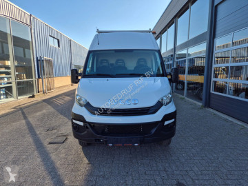 Fourgon Iveco