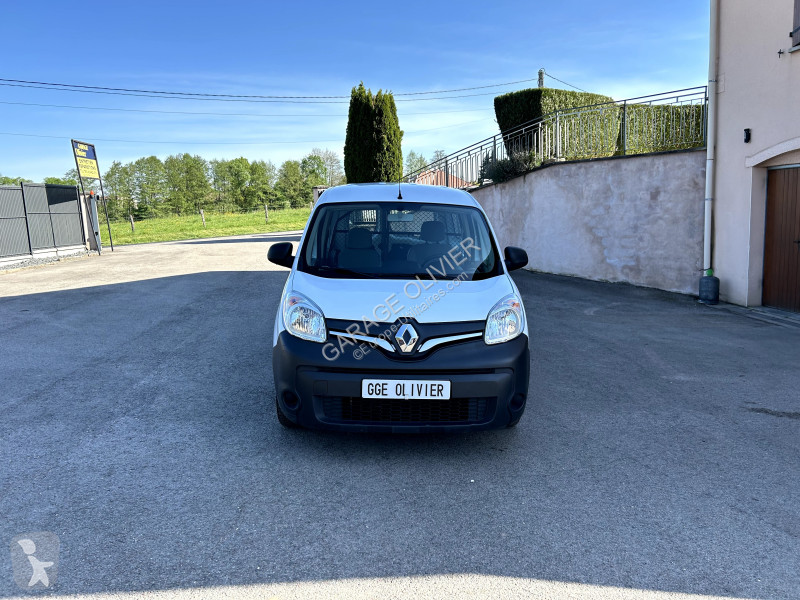 Véhicule utilitaire Renault Maxi Grand Volume...