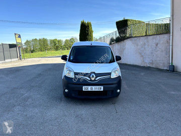 عربة نفعية مقفلة Renault