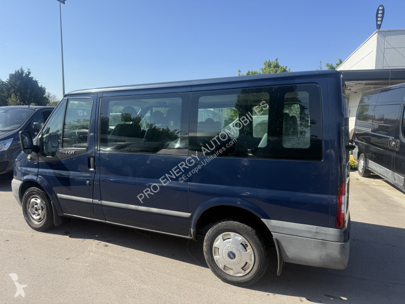 Véhicule utilitaire Ford TRANSIT KOMBI 300C 2.2...