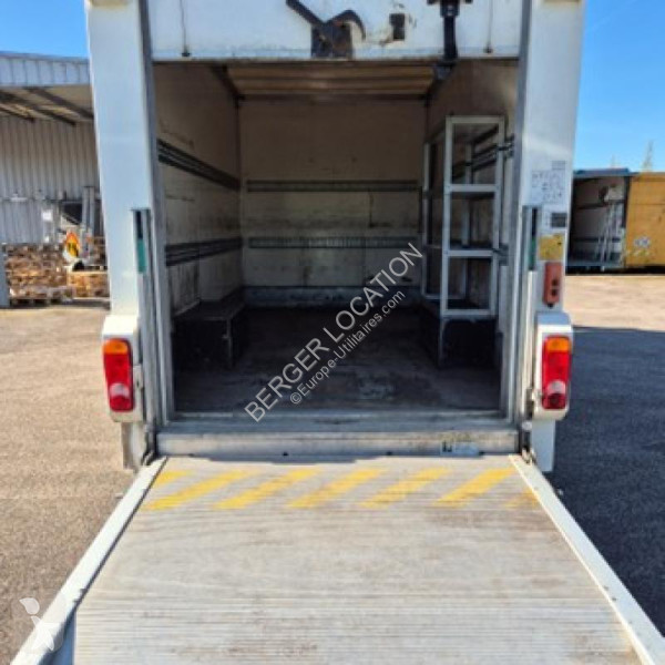 عربة نفعية Renault  Master