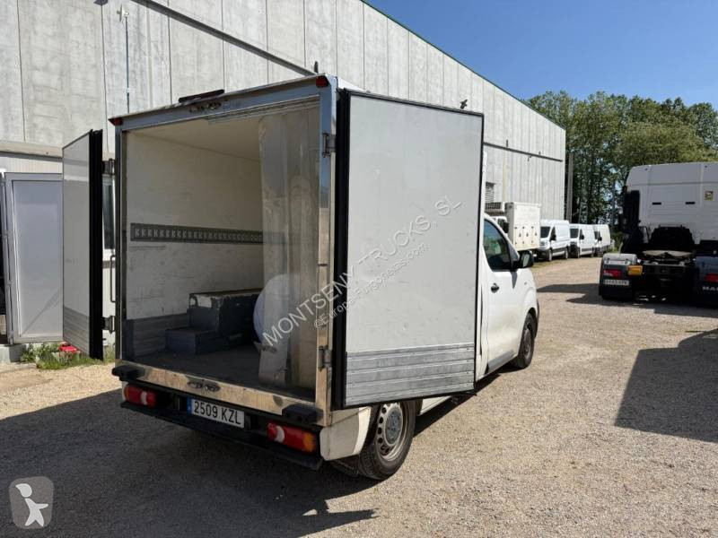Samochód dostawczy Peugeot