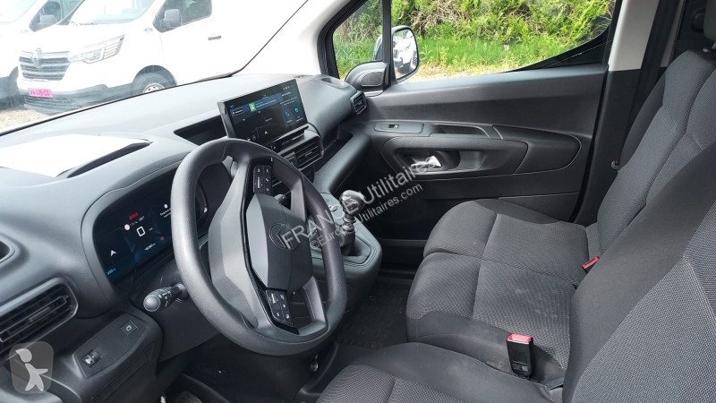 عربة نفعية Citroën BERLINGO VAN 3 PLACES XL...