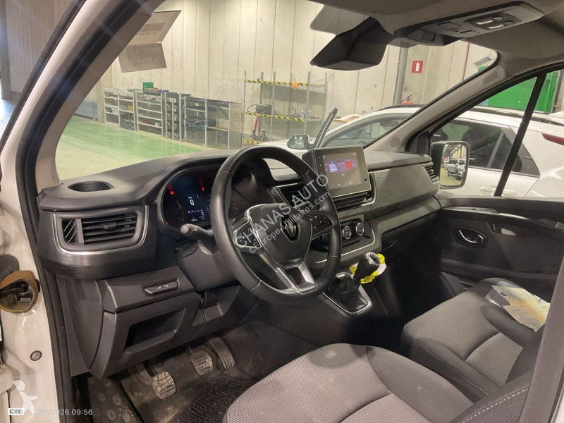 Véhicule utilitaire Renault L1H1 2.0 DCI 130