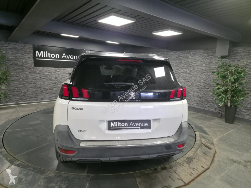 Коммерческий автомобиль Peugeot
