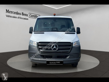 Utilitaire benne Mercedes