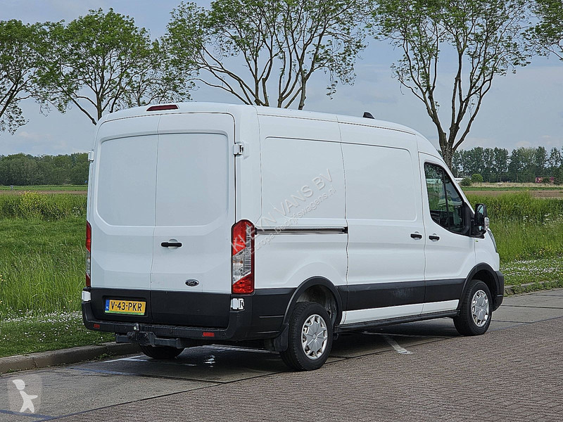 Véhicule utilitaire Ford 2.0 L2H2 Euro6 Trekhaak!