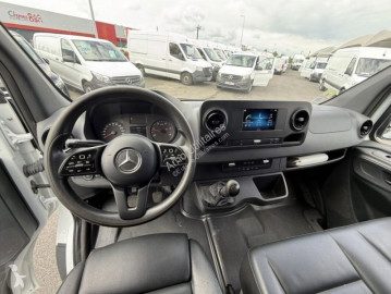 Véhicule utilitaire Mercedes