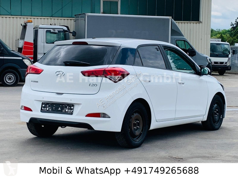 Samochód dostawczy Hyundai i20 blue Trend 1,4 L...