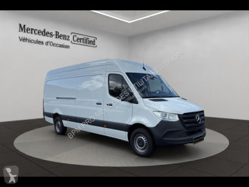Furgon dostawczy Mercedes