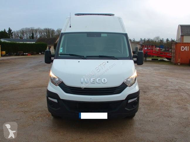 Véhicule utilitaire Iveco