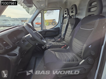 Fourgon Iveco neuf