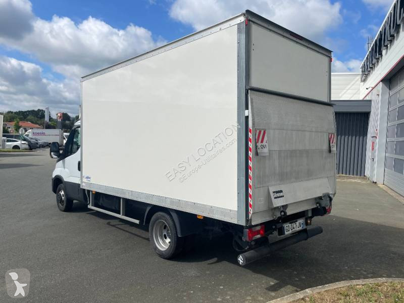 Furgoneta Iveco