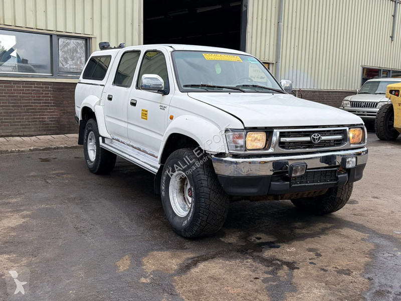 عربة نفعية Toyota 2.4TD 4x4 Steel Suspension...