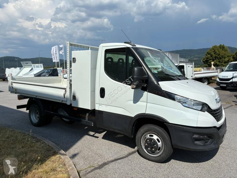 Véhicule utilitaire Iveco CCb 35C16H3.0 L -...