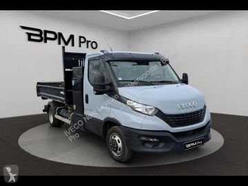 Utilitaire benne Iveco