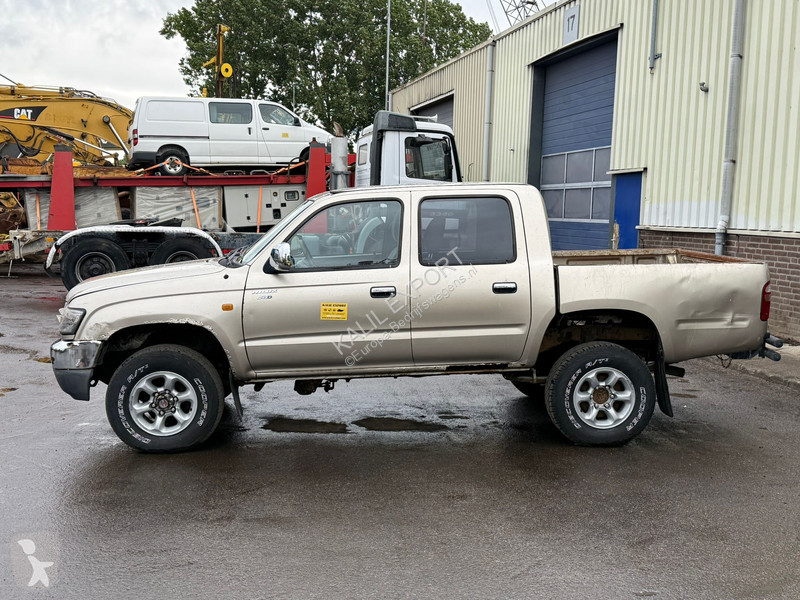 عربة نفعية Toyota 2.4TD 4x4 Steel Suspension...
