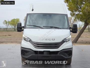 Fourgon Iveco neuf