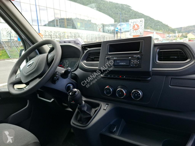 Samochód dostawczy Nissan L3H1 3t5 2.3 DCI 165...