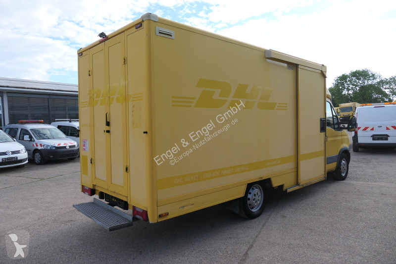 Véhicule utilitaire Iveco Daily 35 S11 C30C...
