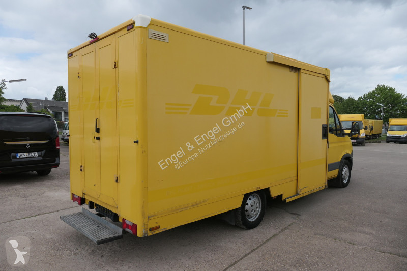 Véhicule utilitaire Iveco Daily 35 S11 C30C...