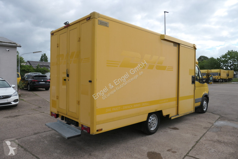 Лекотоварен автомобил Iveco Daily 35 S11 C30C...