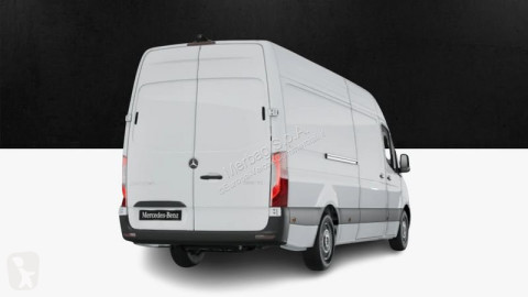 Furgon dostawczy Mercedes nowy