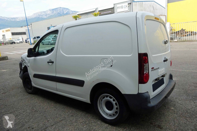 Véhicule utilitaire Peugeot PARTNER 1,6 HDI 99