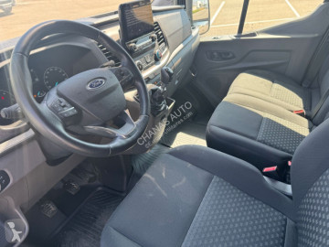 باص صغير Ford