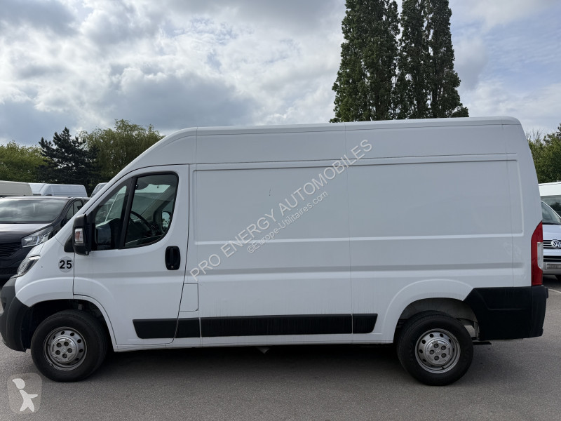 Véhicule utilitaire Citroën JUMPER FG 35 L2H2...