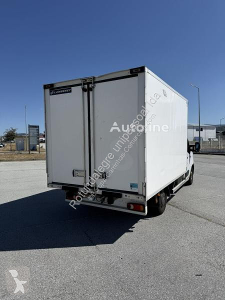 Furgoneta Renault FRIGORÍFICA CAIXA PARA CARNE