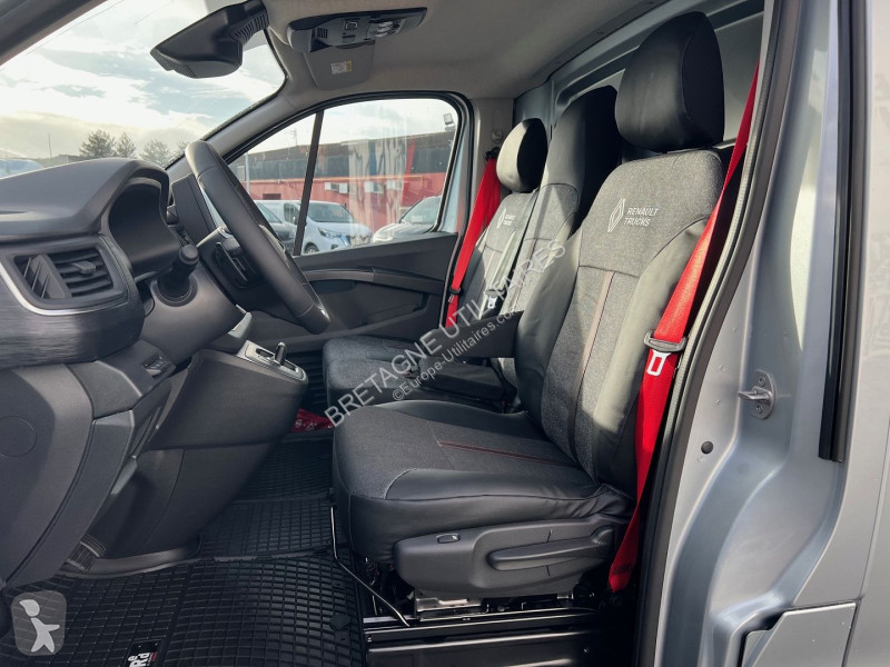 Véhicule utilitaire Renault TRAFIC III FG NEUF:...