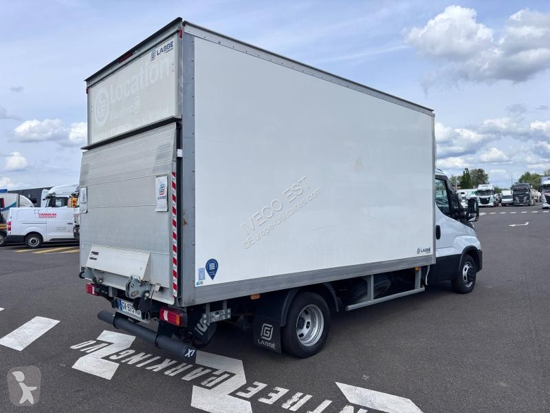 Véhicule utilitaire Iveco CCb 35C16- moteur 3...