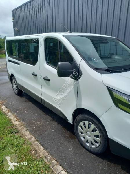 Véhicule utilitaire Nissan
