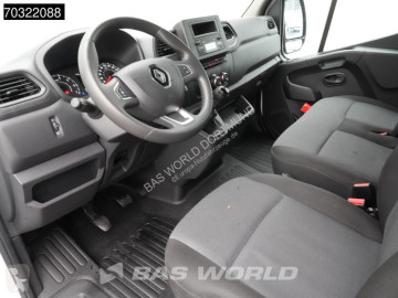عربة نفعية مقفلة Renault