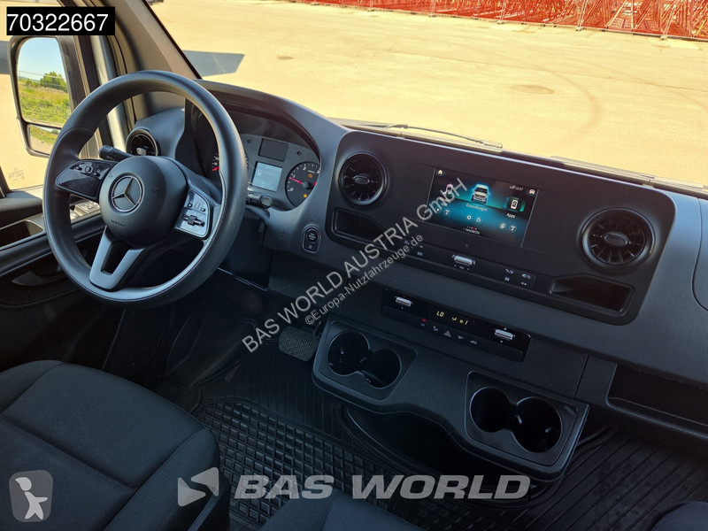عربة نفعية Mercedes 215 CDI Automatik 150PS...