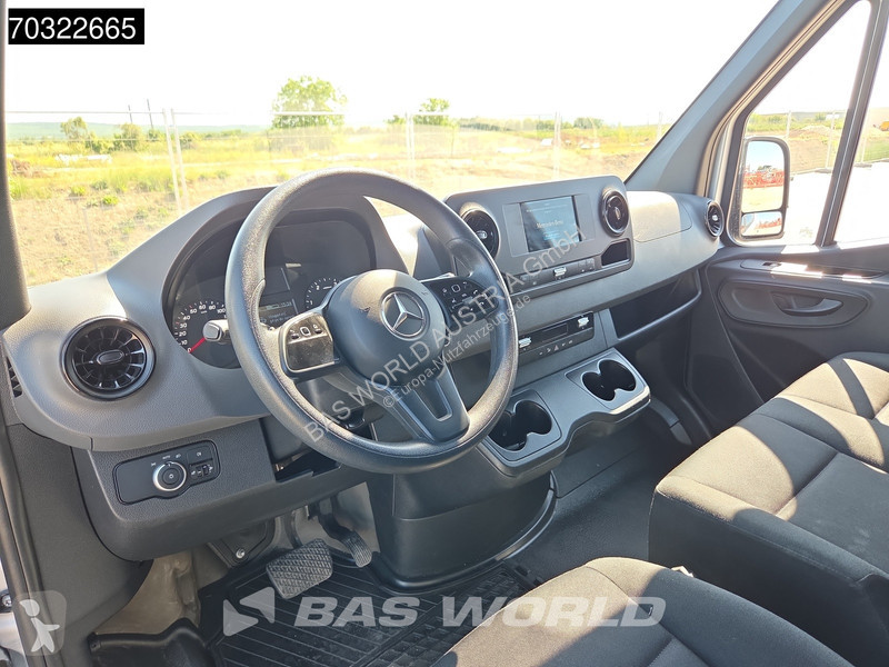 عربة نفعية Mercedes 215 CDI Automatik 150PS...