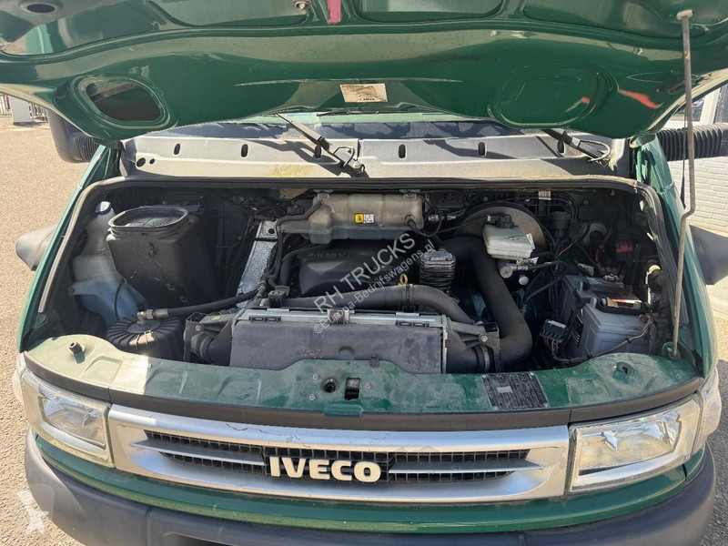 Varevogn Iveco 40C17 4X2 BE TREKKER - 142.263 KM!