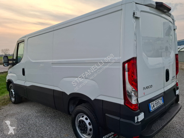 Nyttofordon Iveco DAILY 35S14 V