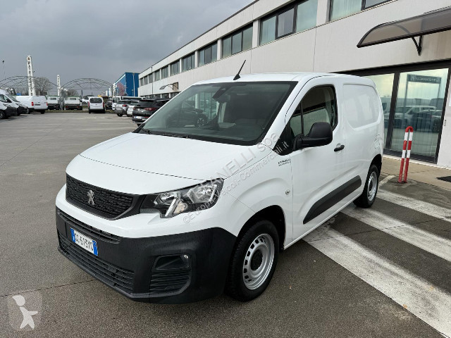 Furgoneta Peugeot PARTNER PREMIUM L1 BLUE HDI 100