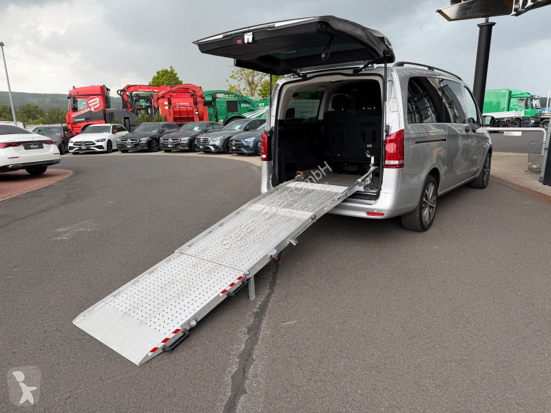 Furgoneta Mercedes Vito  Tourer 9G Laderampe...