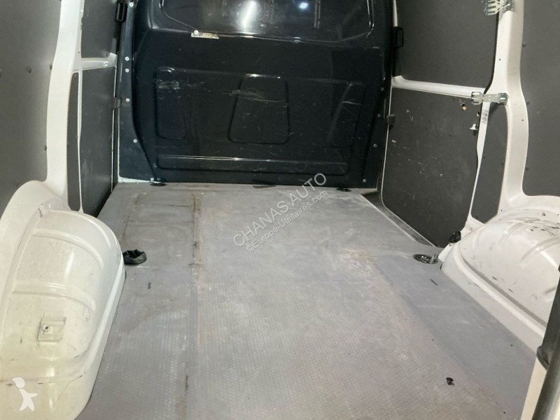 عربة نفعية Volkswagen L1H1 2.0 TDI 110 3PL