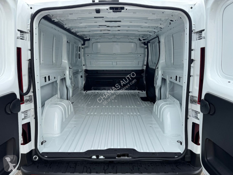 Furgoneta Renault L2H1 3T DCI 150 AUTO RED BVA9...