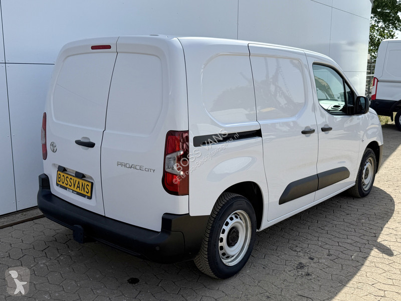 Furgoneta Toyota 1.5 D 100PK Nieuw Model! L1...