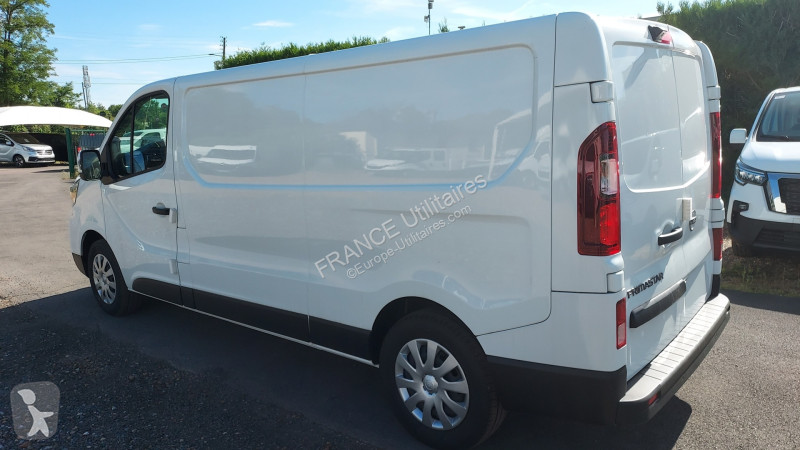 عربة نفعية Nissan PRIMASTAR FG L2H1 3T1 2.0 DCI...