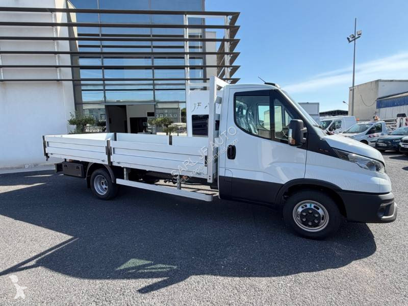 Samochód dostawczy Iveco