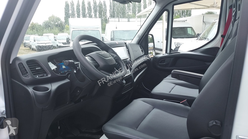 Véhicule utilitaire Iveco DAILY BENNE ACIER JPM...