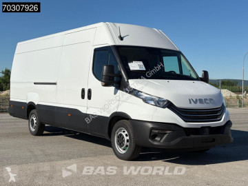 Fourgon Iveco neuf
