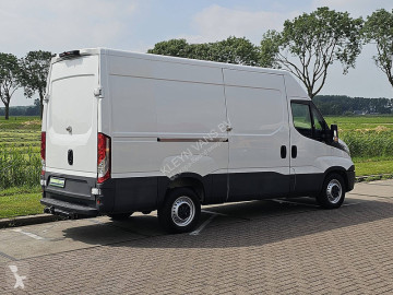 Fourgon Iveco